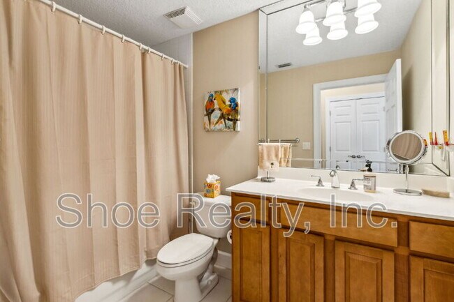 Building Photo - 425 N Ocean Grande Dr