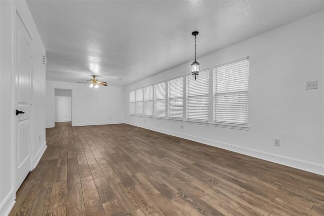 Building Photo - 22038 Soft Pines Ct