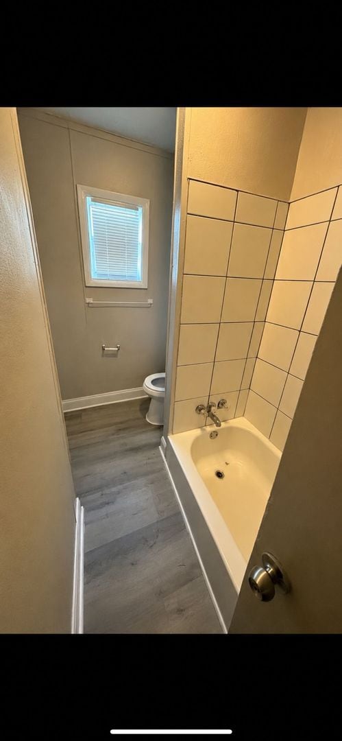 Building Photo - Spacious Home Available in Tampa! 5bed | 2baths