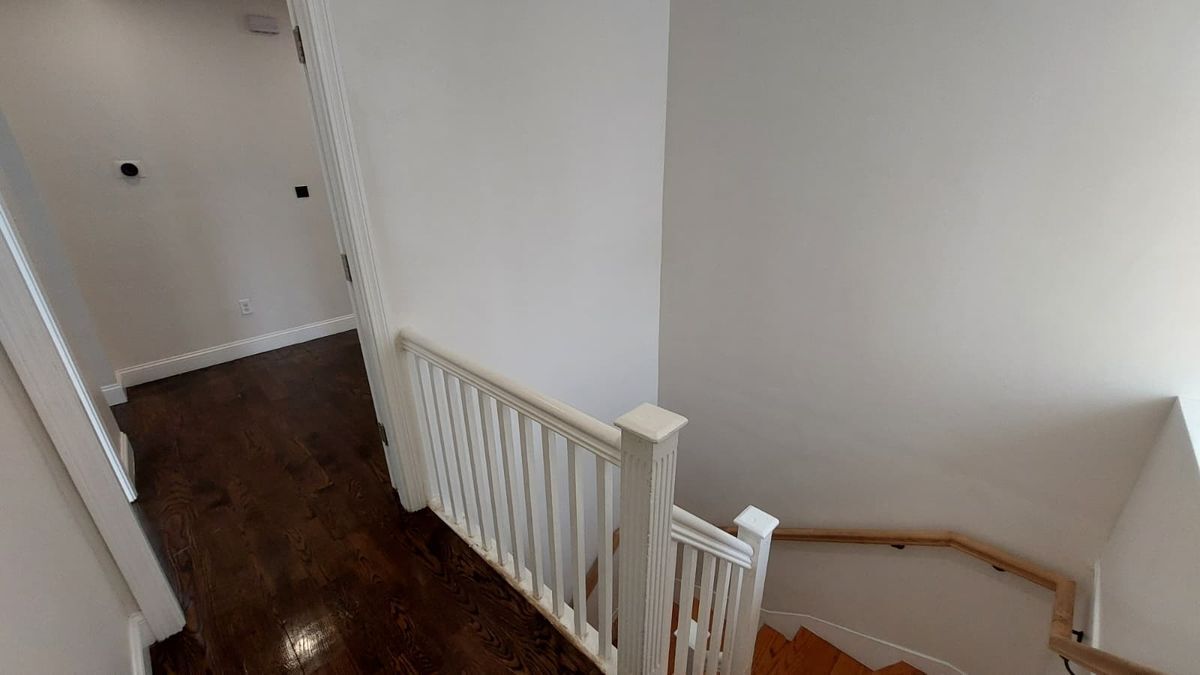 Building Photo - 69 Mora St