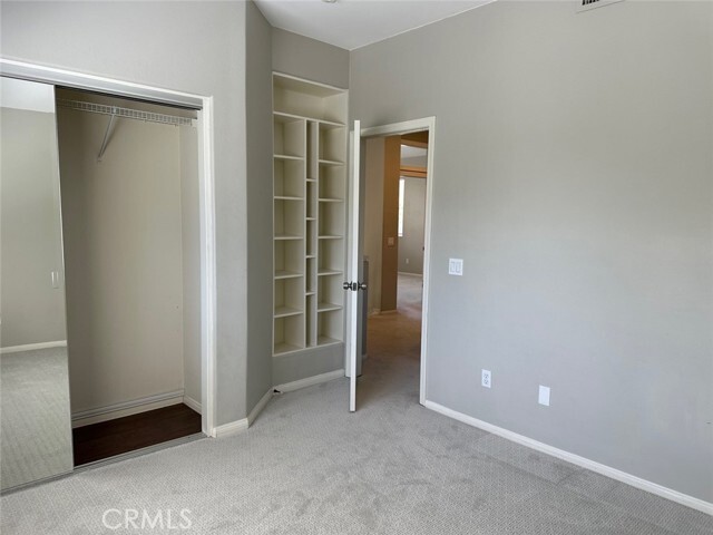 Building Photo - 12960 MacKenzie Dr