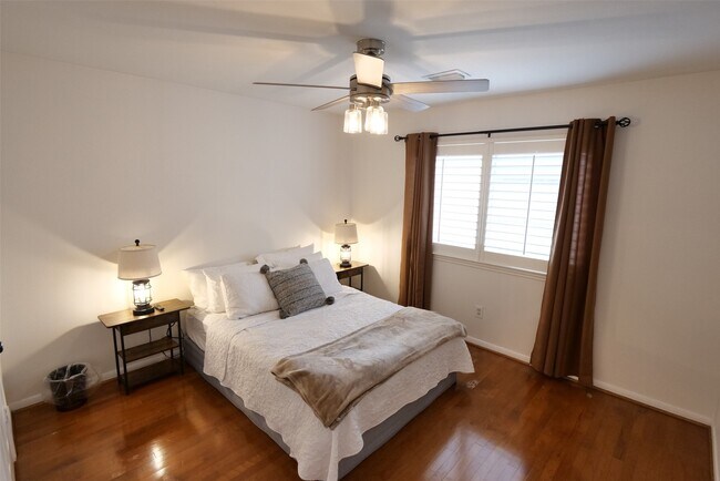 Building Photo - 17707 Noble Oak Ct