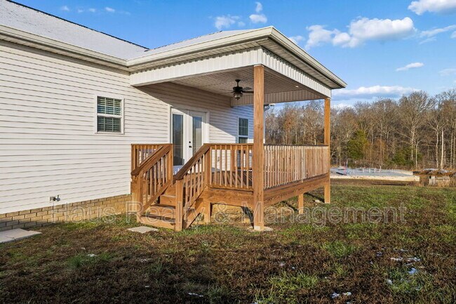 Building Photo - 207 Bedford Ct