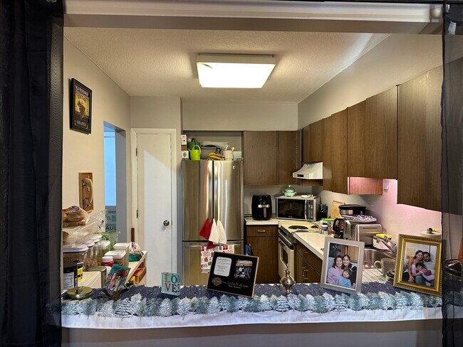 Building Photo - 114 Nahant St