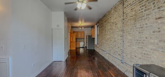 Building Photo - 1224 N Cleaver St