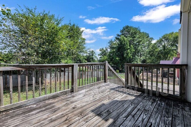 Building Photo - 1064 Caribbean Cir
