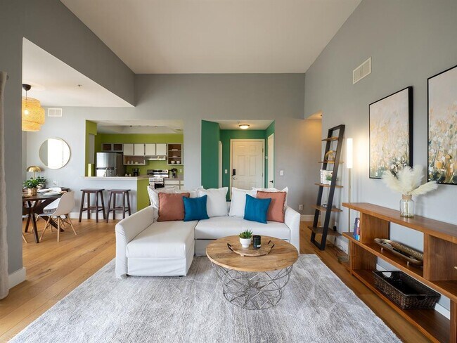 Building Photo - 6000-19 Shepherd Mountain Cove
