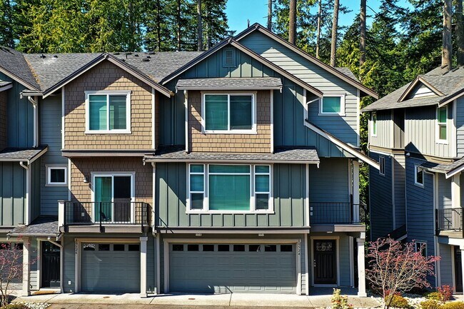 Primary Photo - Near Silver Lake - Rare Availability With ...