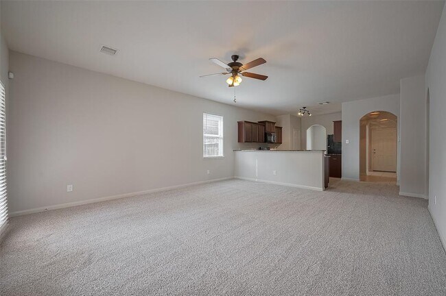 Building Photo - 38319 Miranda Ln