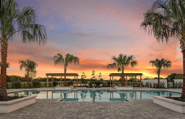 Building Photo - 6255 Golden Bch Dr