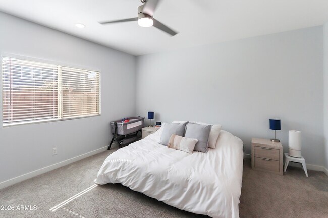 Building Photo - 35463 W Santa Barbara Ave