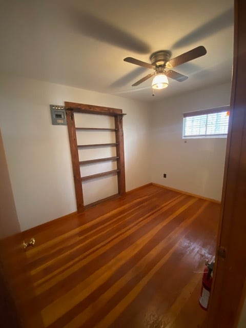 Building Photo - 114 Cedar Pl