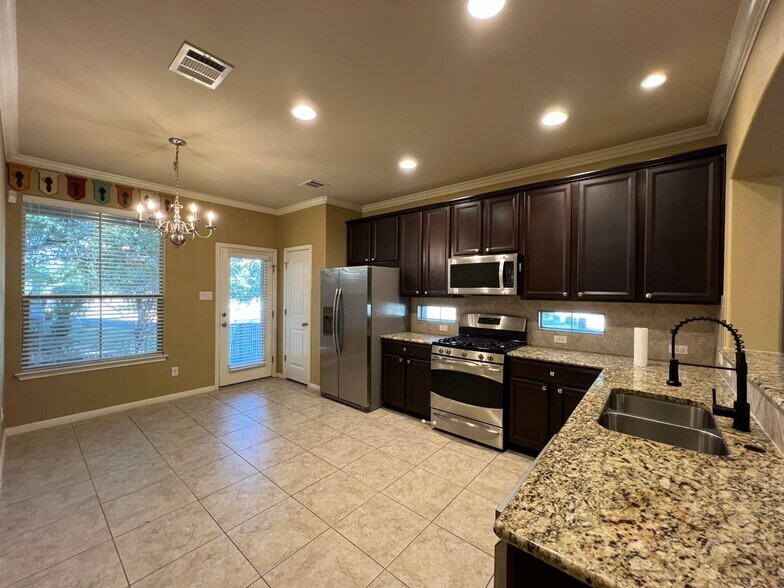 Building Photo - 14001 Avery Ranch Blvd