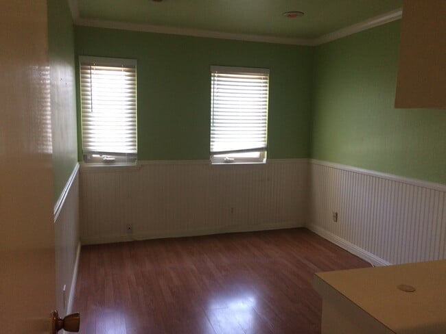 Building Photo - 3118 El Paseo - 30% Rental Fee