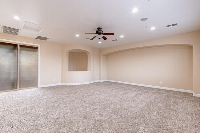 Building Photo - 173 S 172nd Dr