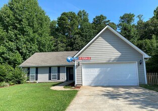Building Photo - Nice ranch in the COLLINS HILL cluster in ...