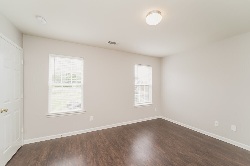 Building Photo - 5713 Henderson Oaks Dr