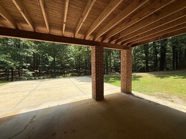 Building Photo - Tranquil and Secluded Raleigh Home with Un...