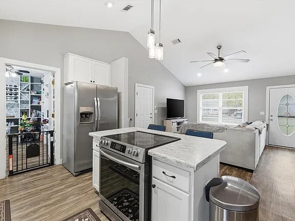 Building Photo - 47 Meadowlark Dr