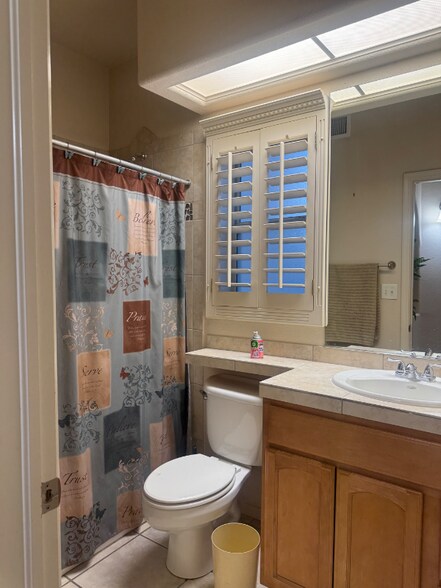 Building Photo - 13582 Emerald Coast Ln