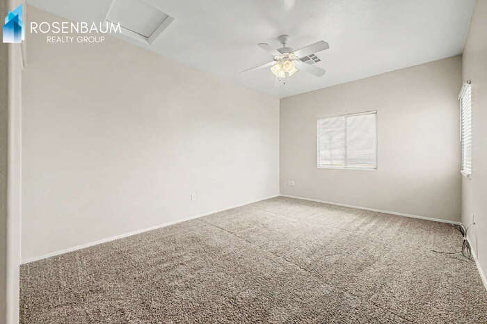 Building Photo - 15237 S Moon Valley Rd