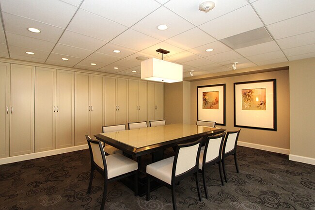 Library and study/work area - 4601 N Park Ave