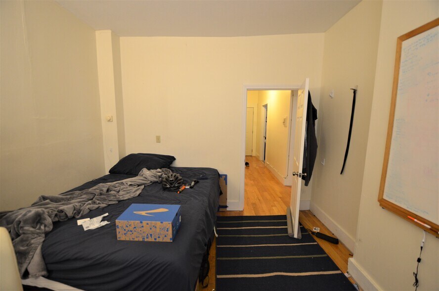 Building Photo - 37 Brookline St