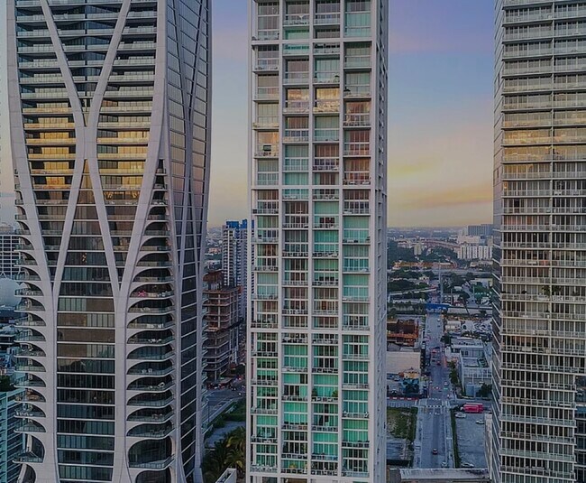 Building Photo - 1040 Biscayne Blvd