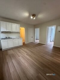 Building Photo - 44 Prest St