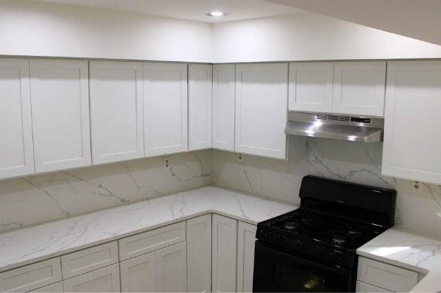 Building Photo - 806 Spinnaker Ct