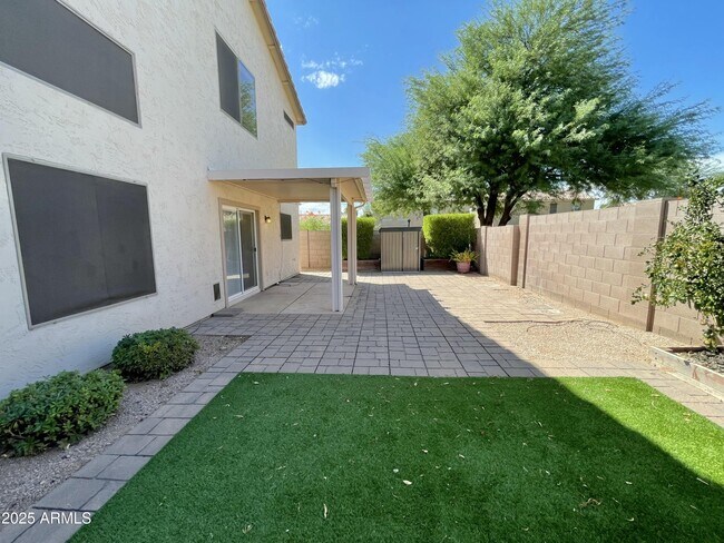 Building Photo - 2640 E Indian Wells Pl