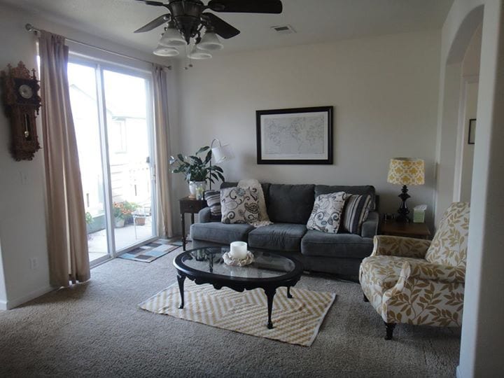 Building Photo - 2862 Kansas Dr