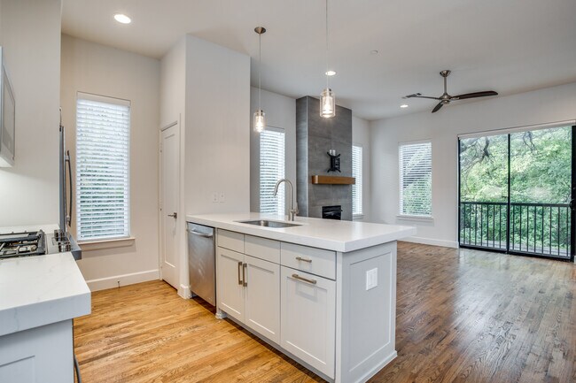 Building Photo - 4032 Herschel Ave