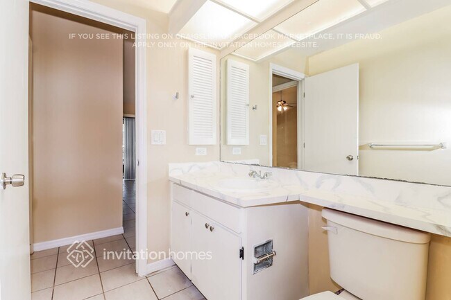 Building Photo - 2998 Farnham Way