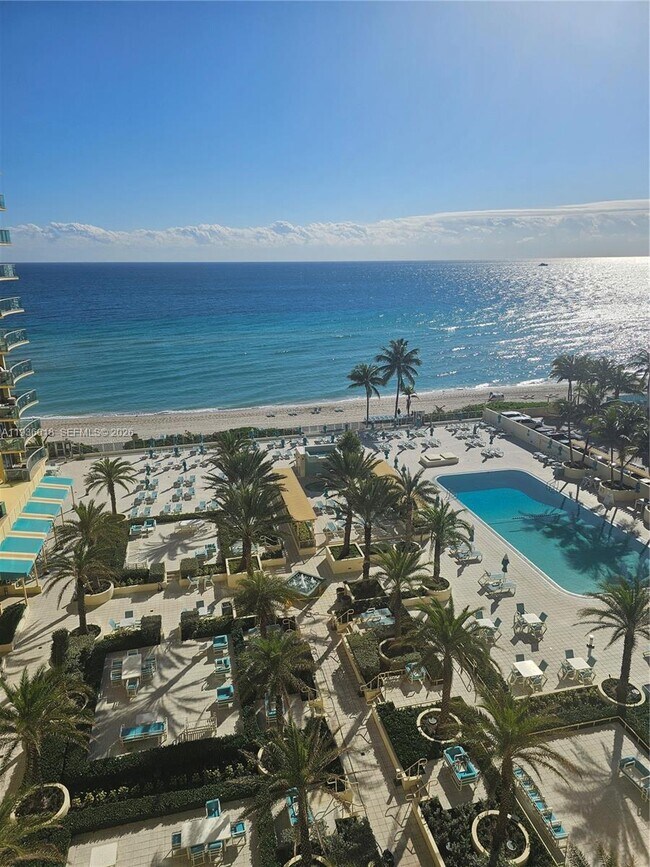 Building Photo - 2501 S Ocean Dr