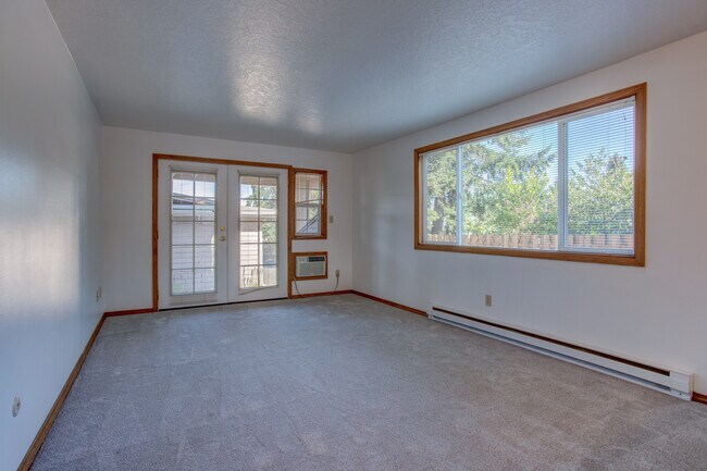 Building Photo - Columbia Vista Apartments