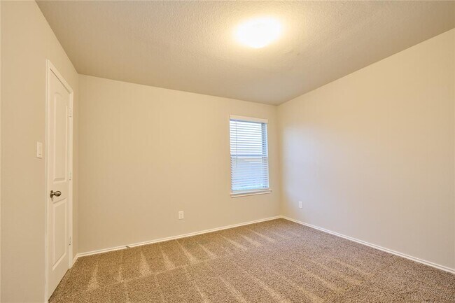 Building Photo - 13918 Nicolet Arbor Ln