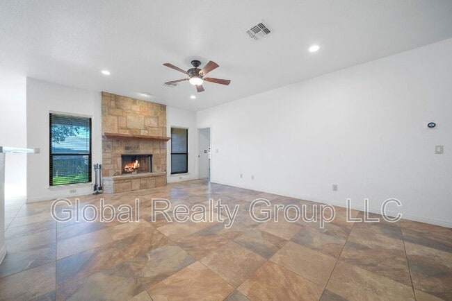 Building Photo - 1634 Sunblossom Cir