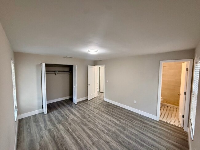 Building Photo - 7502 Culver Ln