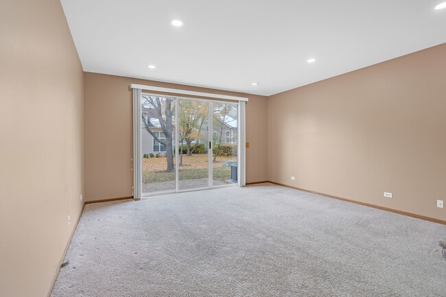 Building Photo - 368 Glen Byrn Ct