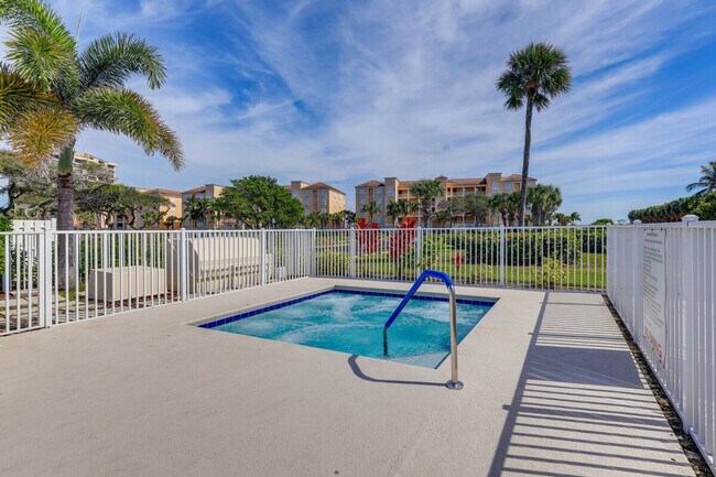 Building Photo - 2400 S Ocean Dr