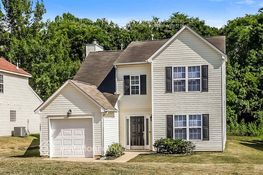 Building Photo - 7007 Hidden Creek Dr