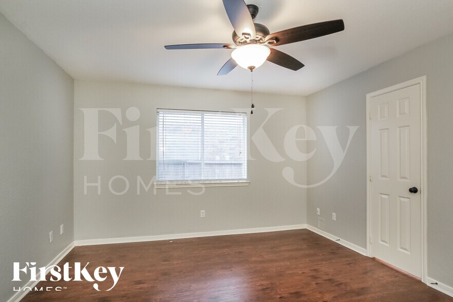 Building Photo - 21538 Forest Colony Dr