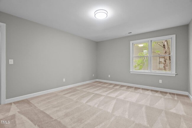 Building Photo - 1008 W Sterlington Pl