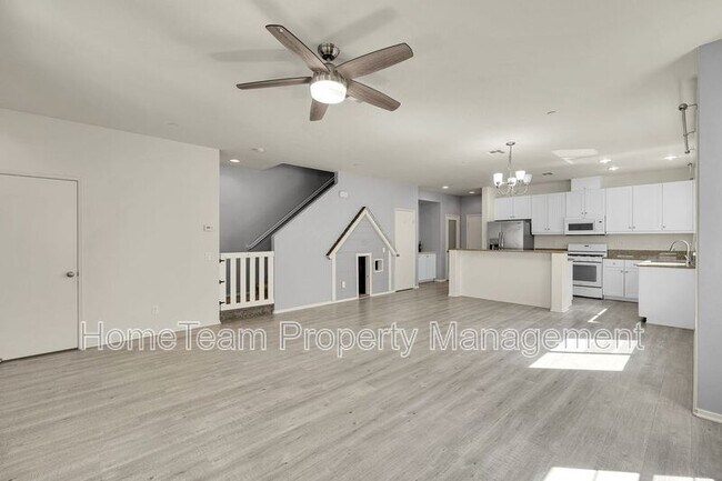 Building Photo - 1704 Cal Orchid Pl