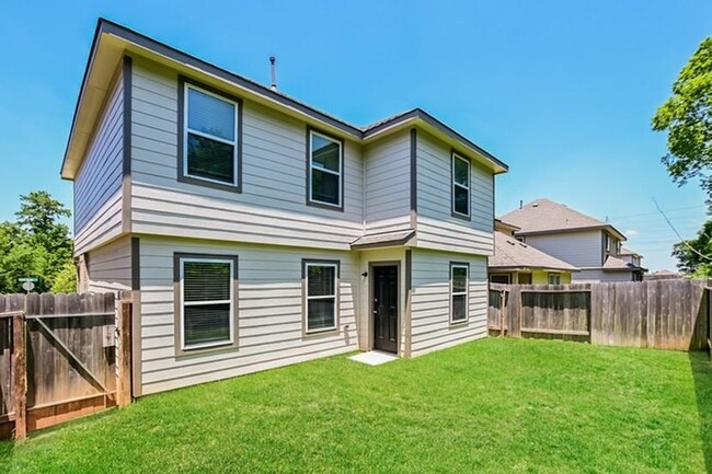 Building Photo - 333 Shelby Meadow Dr