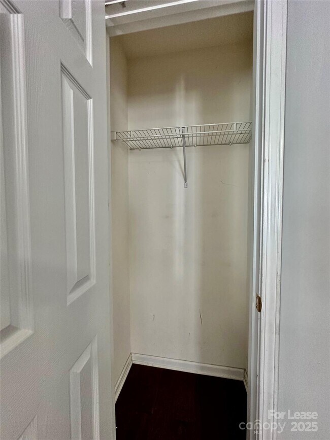 Building Photo - 11119 Amherst Glen Dr