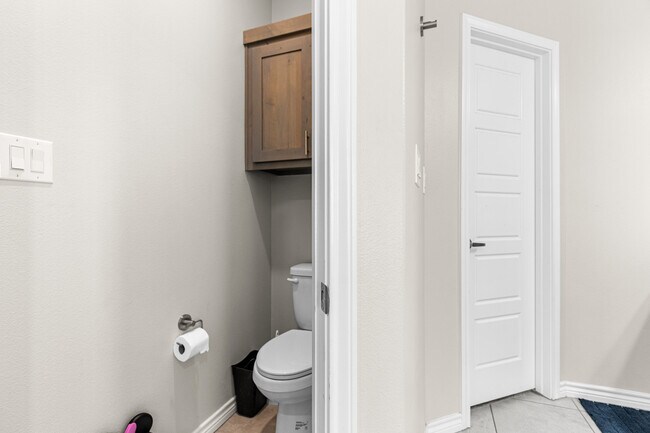 Building Photo - 5304 Congress Rd