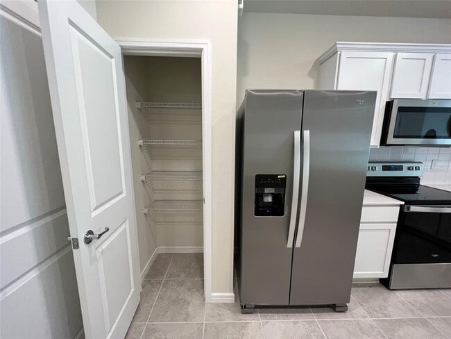 Building Photo - 1753 Delightful Dr