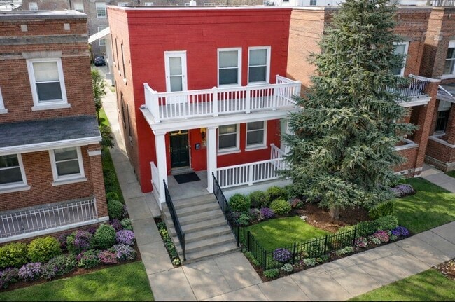 Building Photo - 4925 W Henderson St
